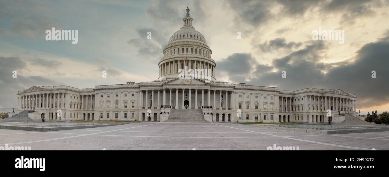Wide angle portrait of the US capital building Stock Photo