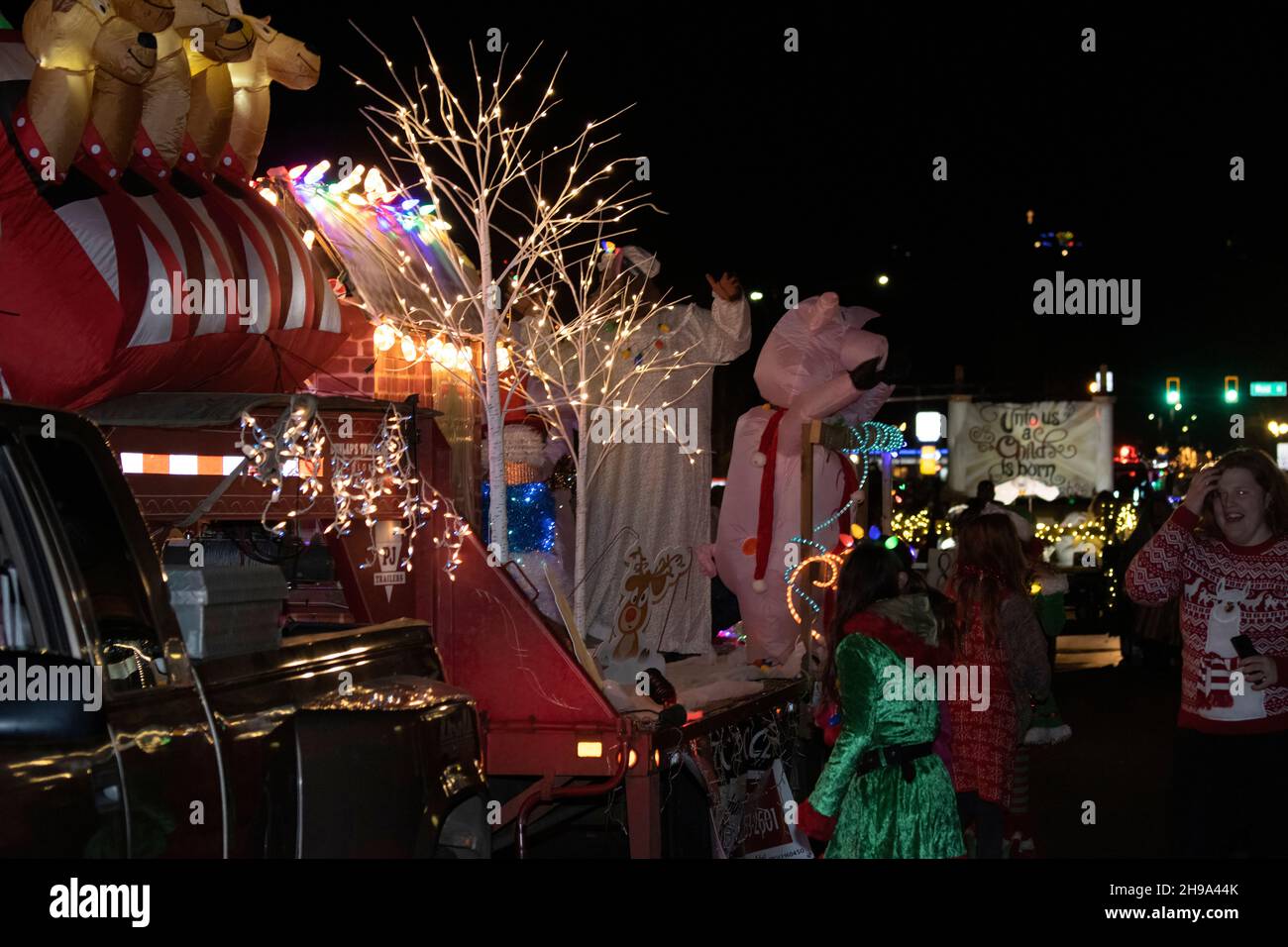 Williamsburg Va Christmas Parade 2022 Christmas Parade High Resolution Stock Photography And Images - Alamy