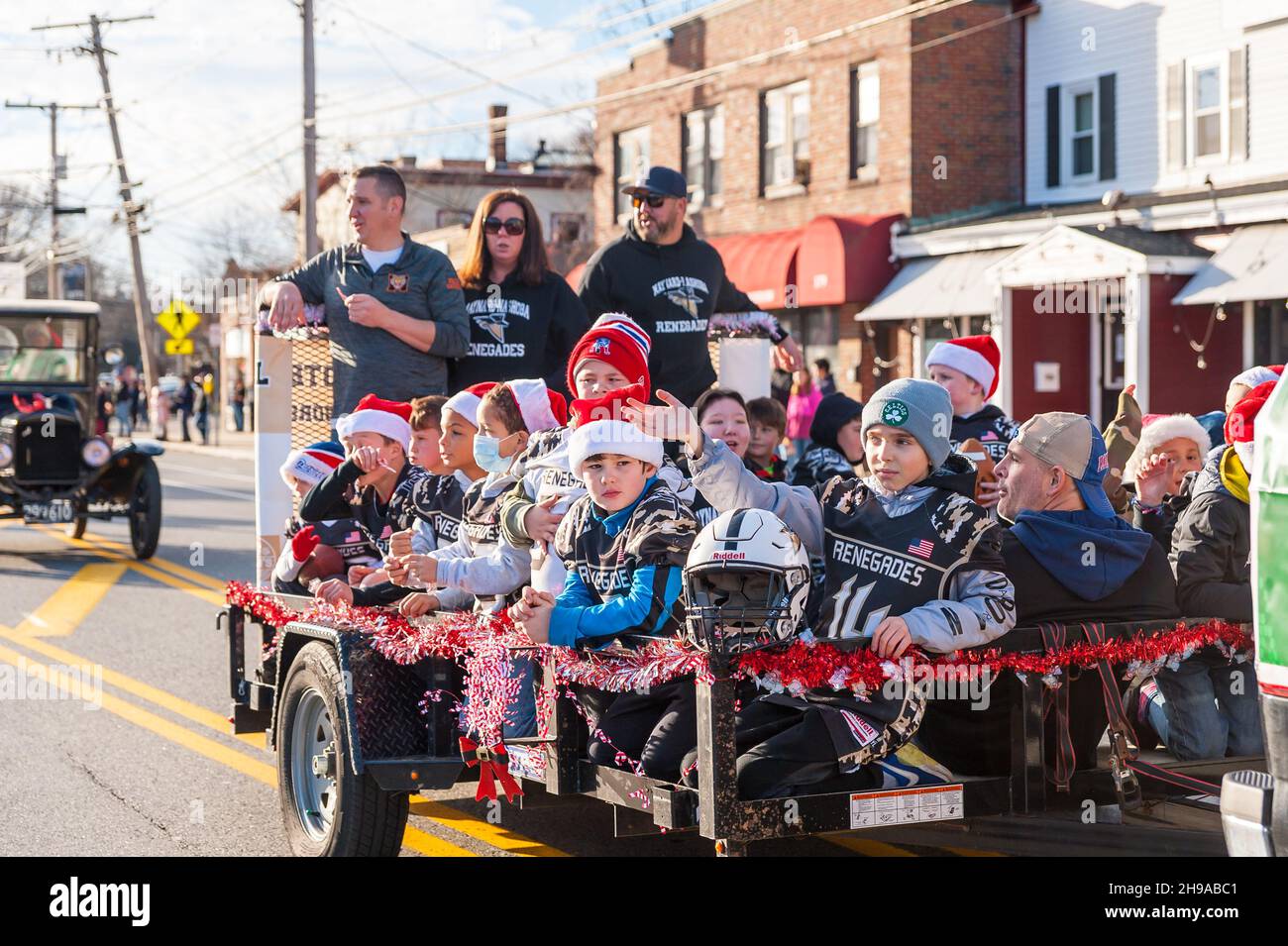 Maynard Christmas Parade 2022 Page 2 - Maynard Massachusetts High Resolution Stock Photography And Images  - Alamy