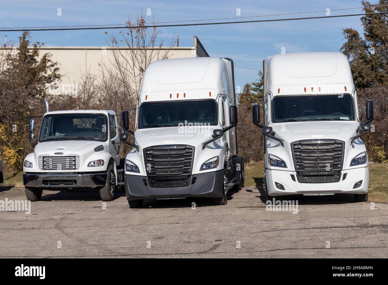 Cincinnati Circa December 2021 Freightliner Semi Tractor Trailer
