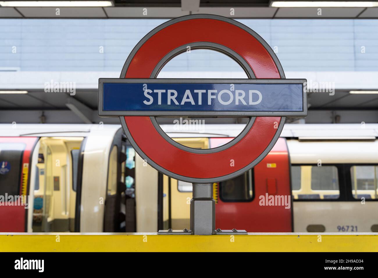 Tube logo on train platform at London Stratford station England UK Stock Photo