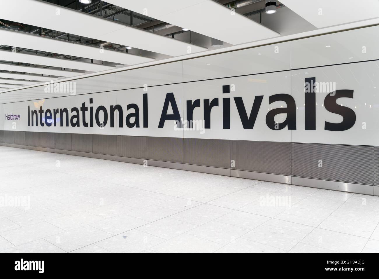 Heathrow airport arrivals empty hi-res stock photography and images - Alamy