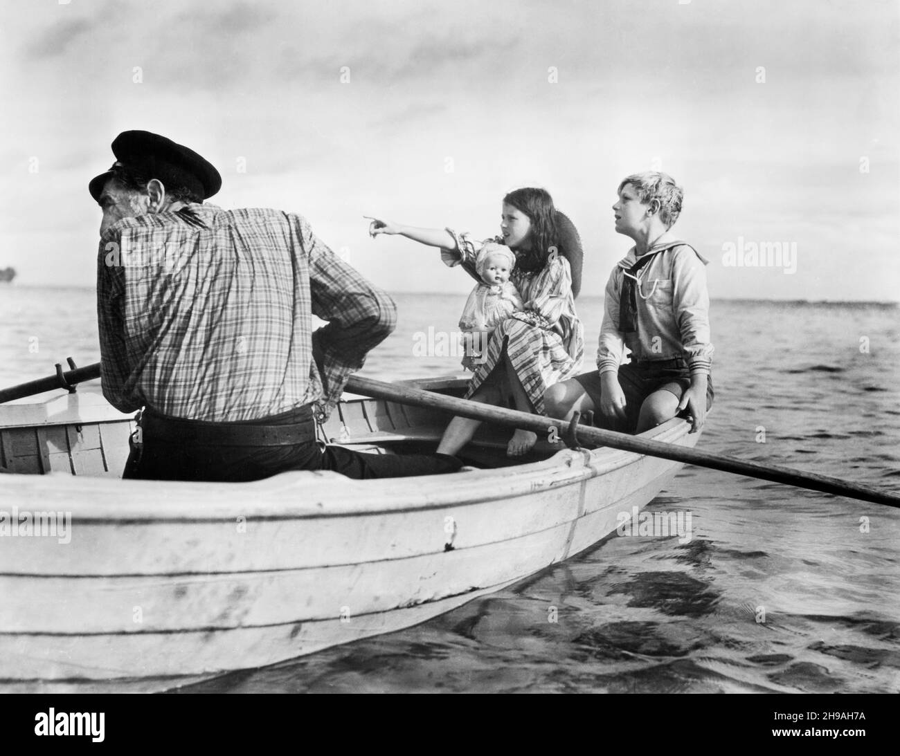 Noel Purcell, Susan Stranks, Peter Rudolph Jones, on-set of the Film ...