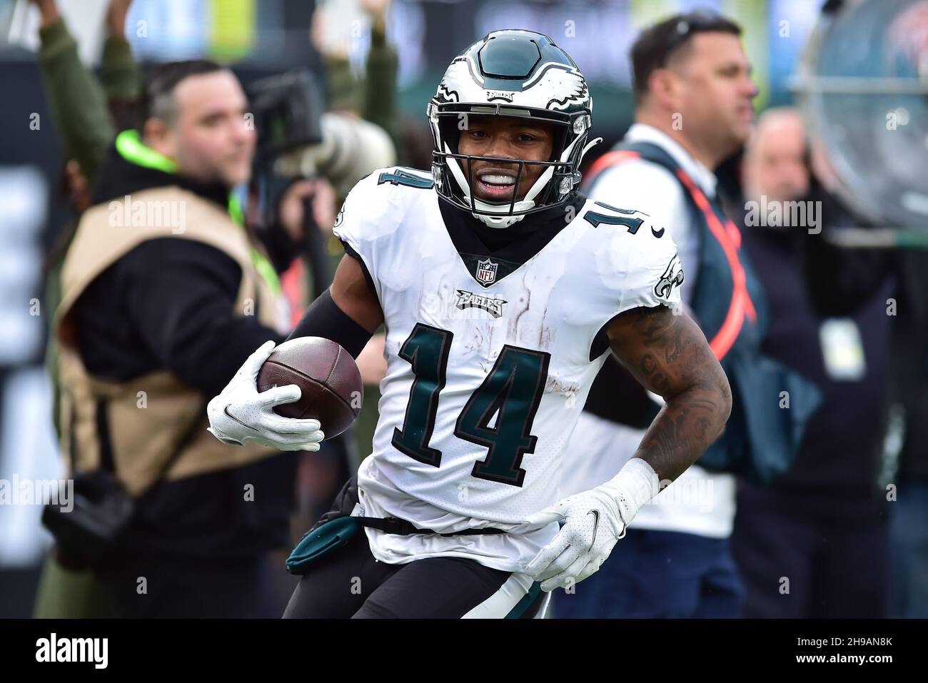 gainwell eagles hires stock photography and images Alamy