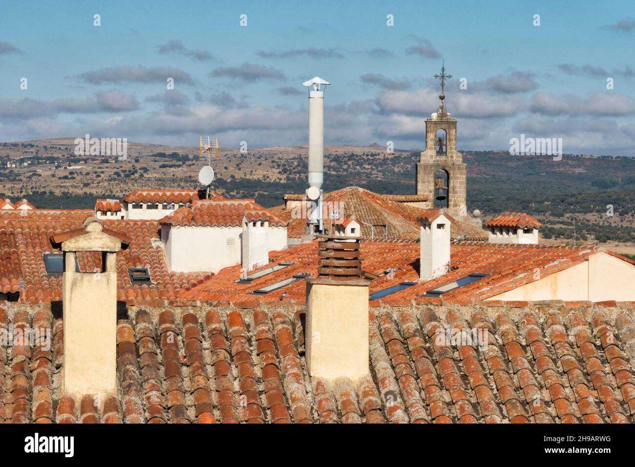Red tiled roof of Avila Cathedral, Avila (UNESCO World Heritage site), Avila Province, Castile