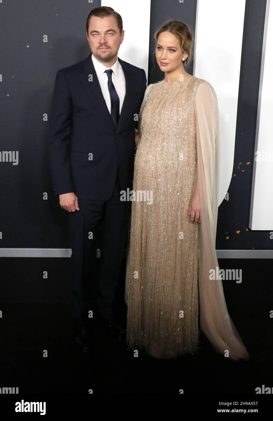New York, NY, USA. 5th Dec, 2021. Leonardo DiCaprio and Jennifer Lawrence at the Netflix World Premiere Of Don't Look Up at Jazz At Lincoln Center in New York City on December 5, 2021. Credit: Rw/Media Punch/Alamy Live News Stock Photo