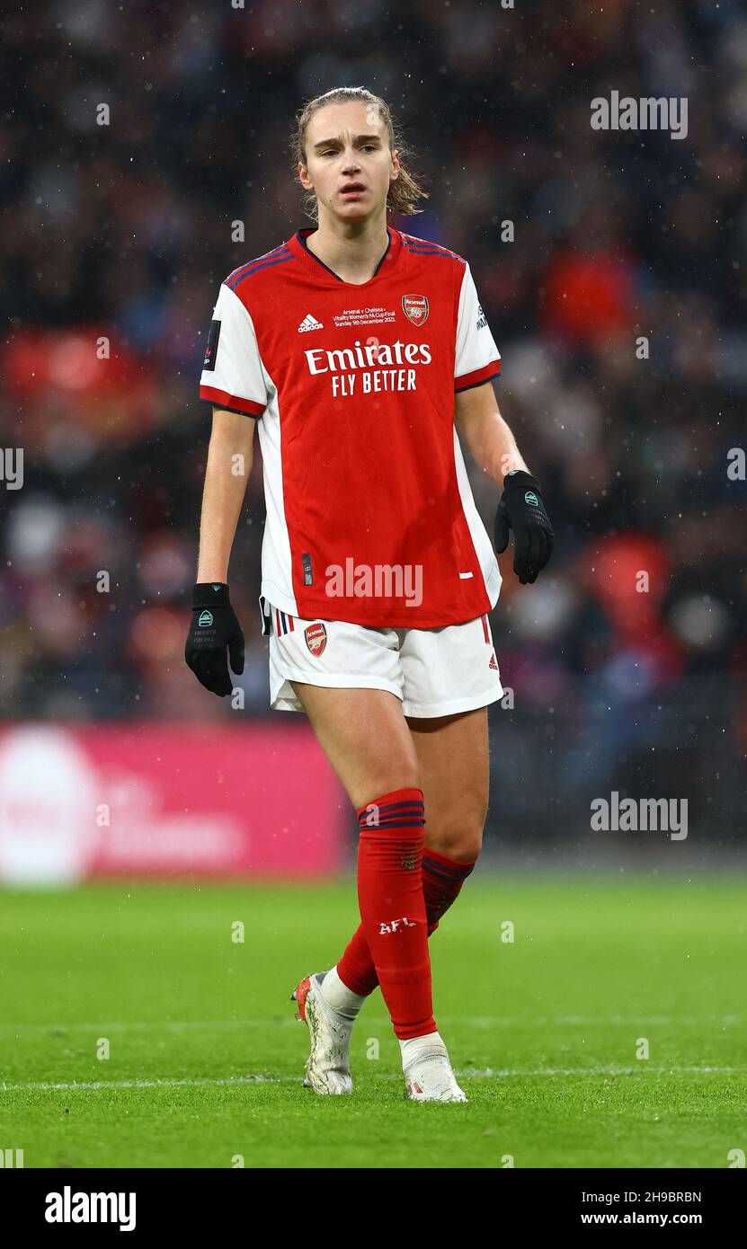 \ud83d\ude02 'They're stitching you up with this photo!' | Vivianne Miedema ...