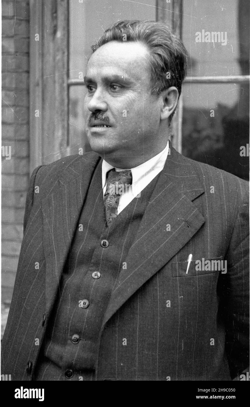 Warszawa, 1947-09-30. Wizyta prezydentów stolic pañstw s³owiañskich w Warszawie. Nz. prezydent Belgradu, stolicy Jugos³awii, Nenko Petrovic. bk/mgs  PAP      Warsaw, Sept. 30, 1947. Mayors of capitals of Slavonic countries in Warsaw. Pictured: mayor of Belgrade, the capital of Yugoslavia, Nenko Petrovic.  bk/mgs  PAP Stock Photo