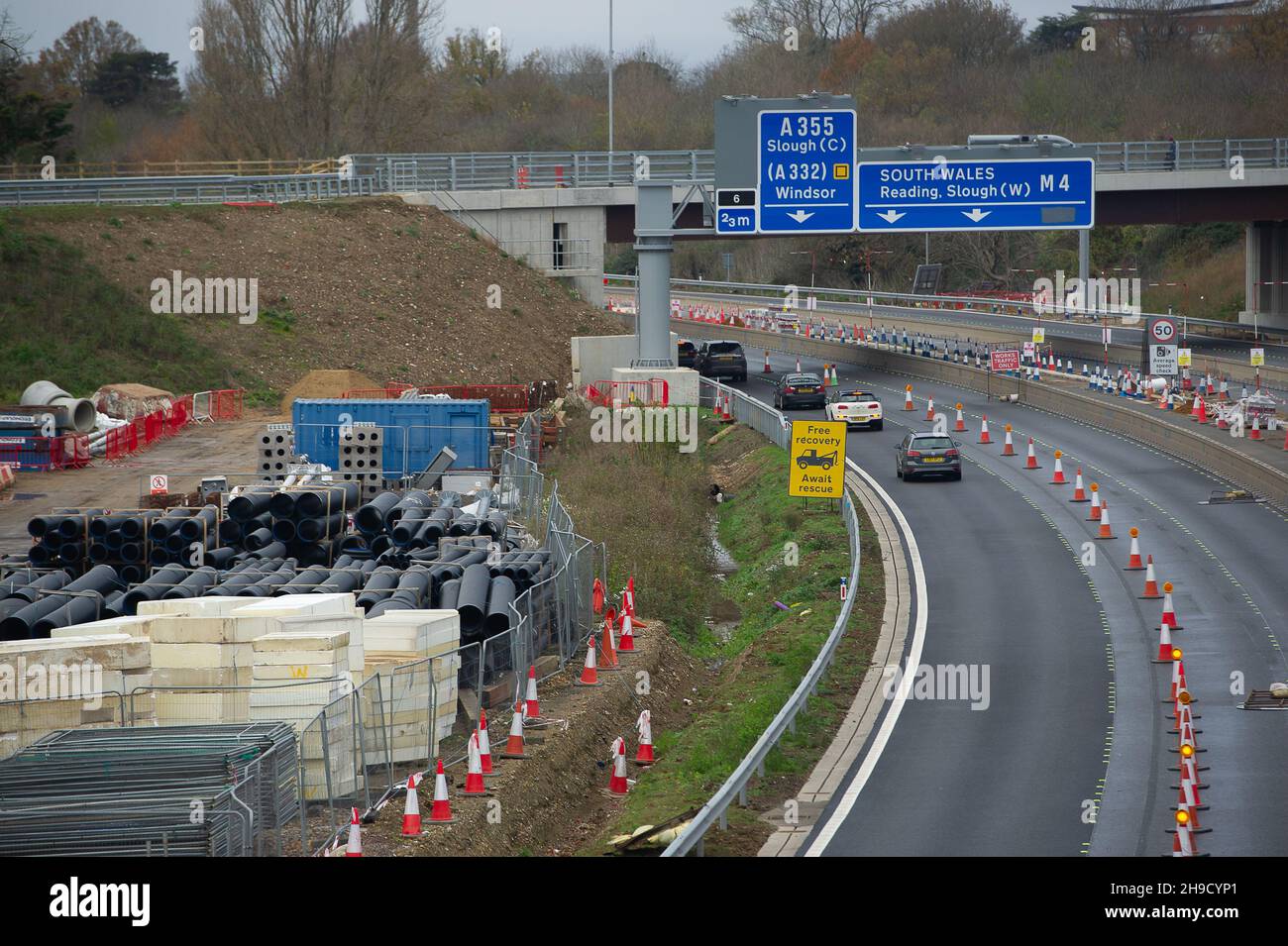 Slough, Berkshire, UK. 5th December, 2021. The M4 is being upgraded to an All Lanes Running Digital Smart Motorway which will no longer have a hard shoulder but intermittent refuge areas for break downs. 38 people have died on Smart Motorways in the past five years in the UK. A Smart Motorway upgrade on the M3 has been suspended following a safety enquiry. Credit: Maureen McLean/Alamy Stock Photo