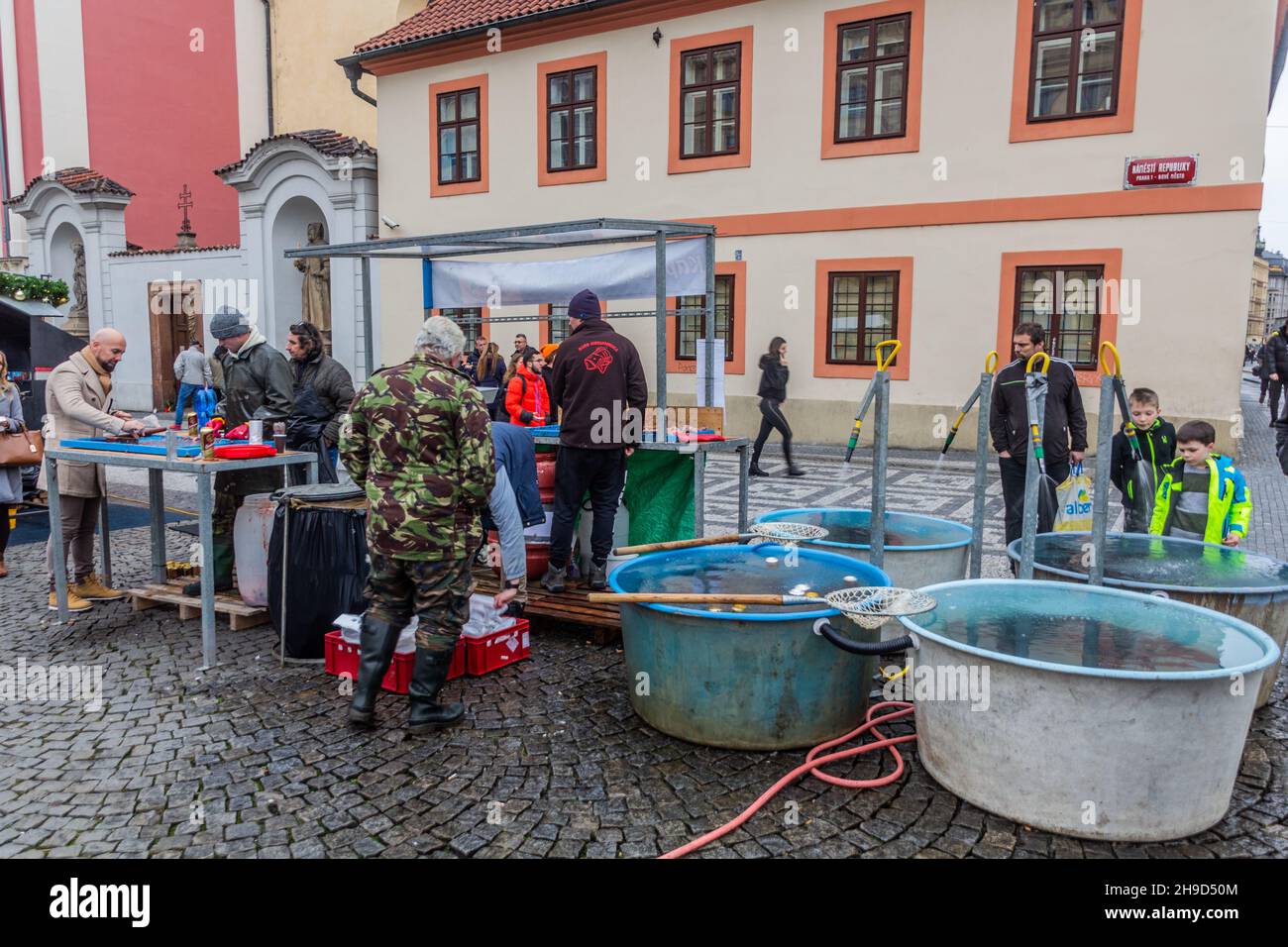 PRAGUE, CZECHIA - DECEMBER 22, 2019: Sale of traditional Christmas carp from a street tanks in Prague, Czech Republic Stock Photo