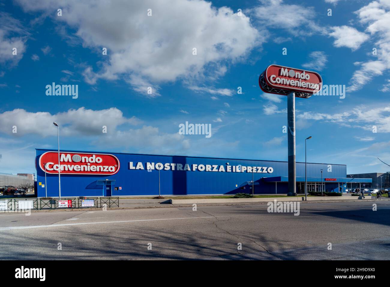 Moncalieri, Turin, Italy - December 6, 2021: Mondo Convenienza store, it is Italian company large distribution of furniture and furnishing at competit Stock Photo