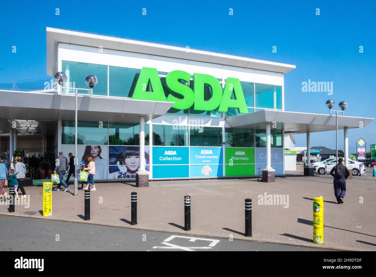 Shops,shopping,retail,outlets,at,Anchor Retail Park,include,Asda Hartlepool Superstore,Matalan,Next,Marks and Spencer,M&S,FoodHall,at,in,on,Marina Way,Anchor Retail Park,Hartlepool,a,large,port,town,on,coast,coastline,of,County Durham,North East,England,English,United Kingdom,UK,GB,Great Britain,Britain,British,Europe,European, Stock Photo