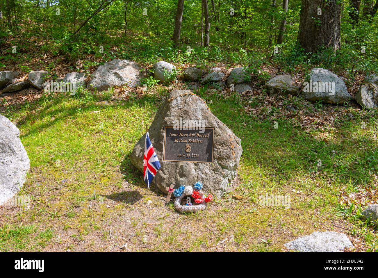 Unknown soldiers' tomb on Battle Road Trail in Minute Man National