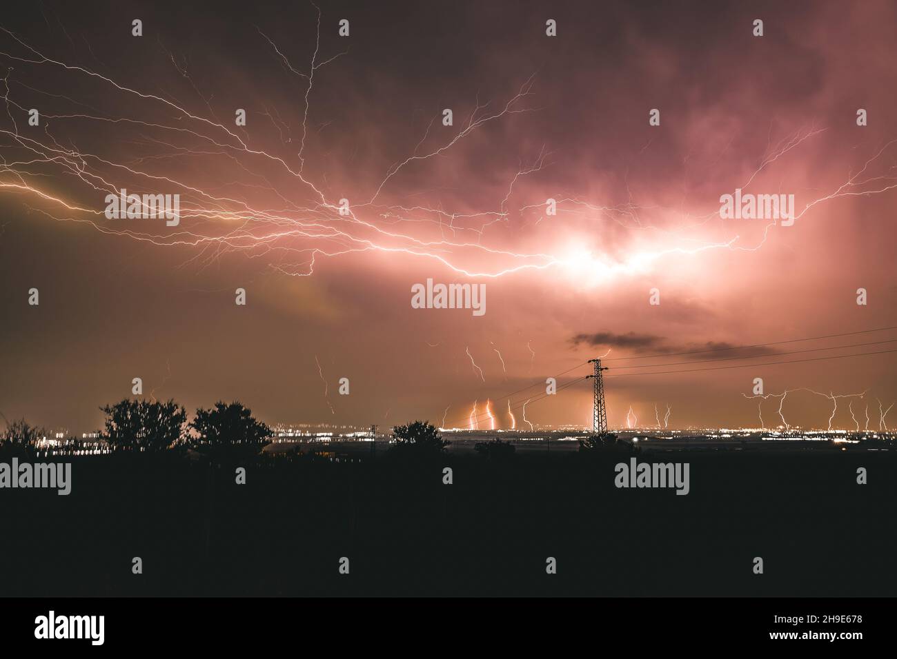 Lightning bolt florida hi-res stock photography and images - Alamy