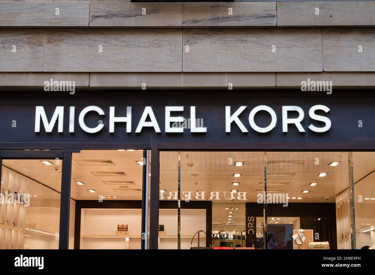 A Look Inside Michael Kors' New Concept Store in Soho – WindowsWear