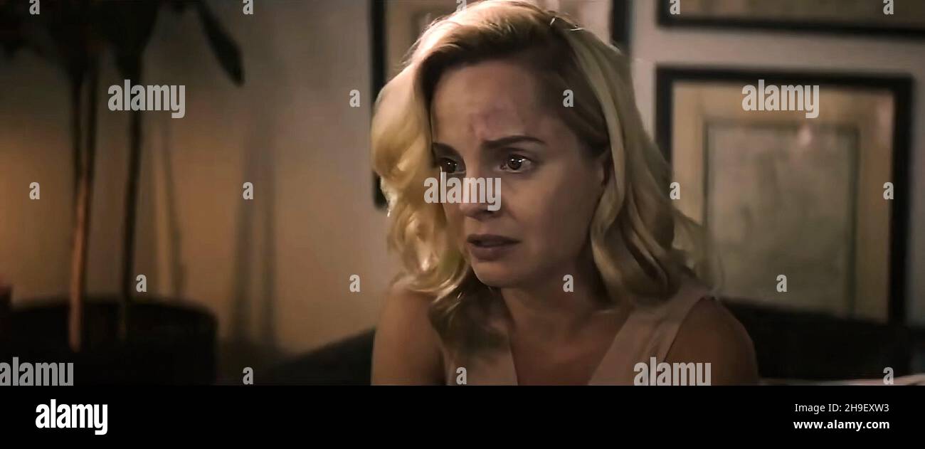 THE MURDER OF NICOLE BROWN SIMPSON, Mena Suvari as Nicole Brown Simpson