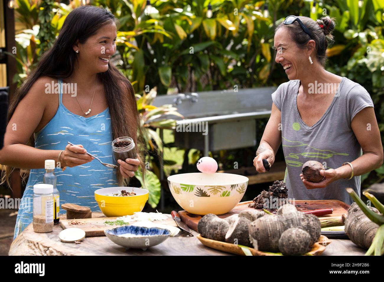 WAFFLES + MOCHI'S HOLIDAY FEAST, (aka WAFFLES AND MOCHI'S HOLIDAY FEAST