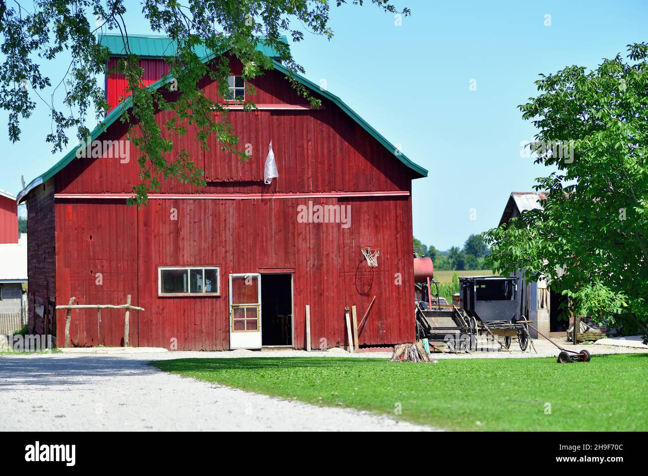 LaGrange, Indiana, USA. A red barn in the midst of Amish country in northeastern Indiana. Stock Photo