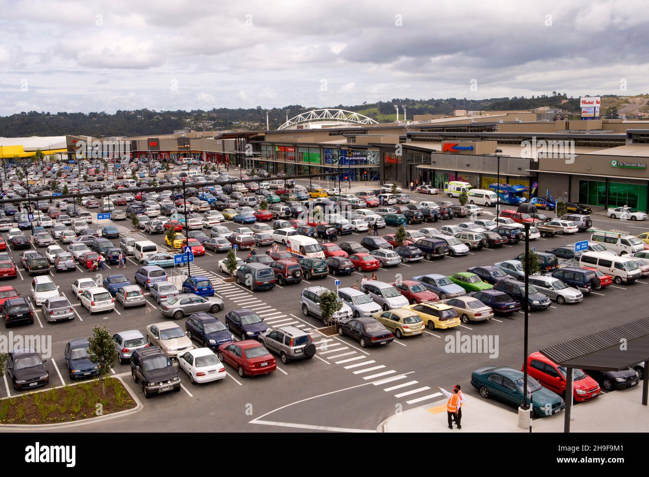 No spaces in the car parks at the opening of the Westfield Albany
