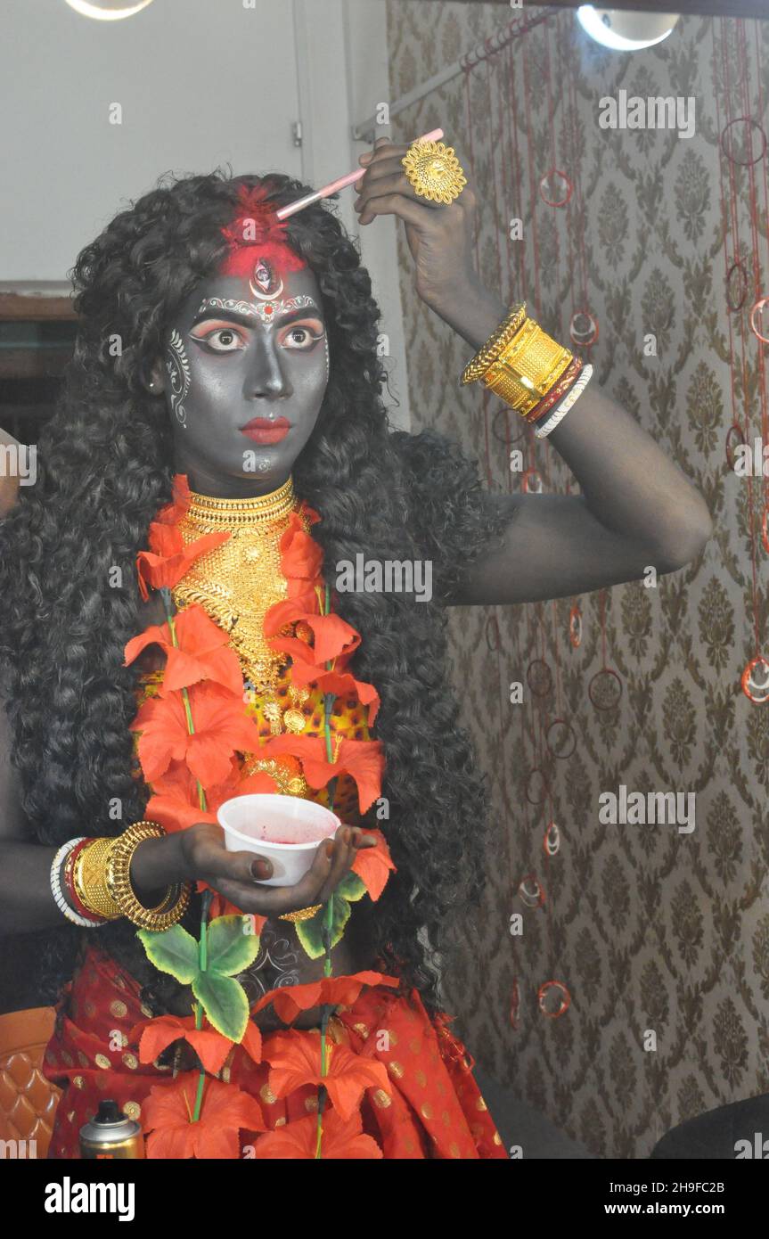 Calcutta, India. 07th Dec, 2021. A male celebraty transform himself to Hindu Goddess Kali in a studio, for a Bengali Cinema at South kolkata. (Photo by Anubrata Mondal/Pacific Press) Credit: Pacific Press Media Production Corp./Alamy Live News Stock Photo