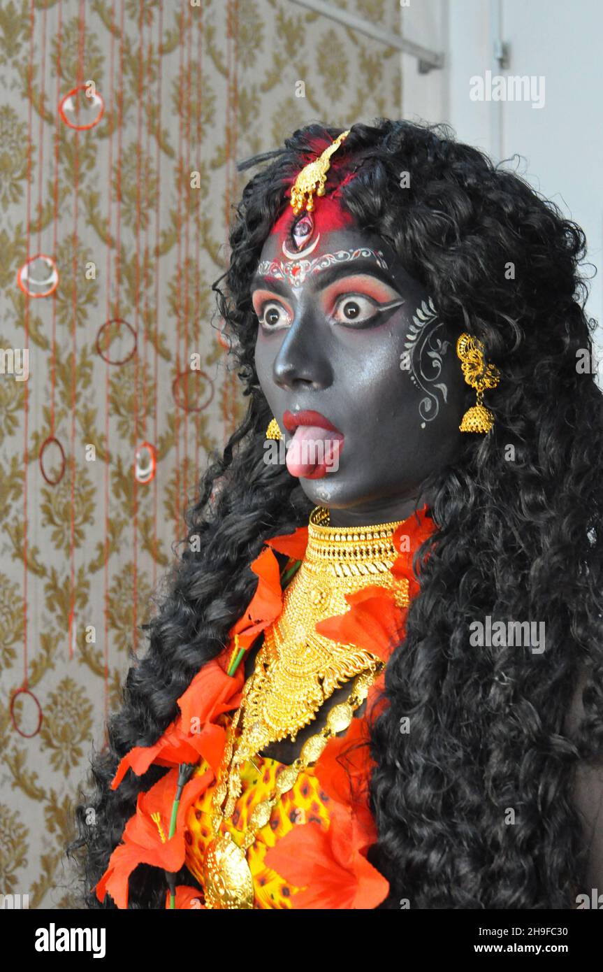 Calcutta, India. 07th Dec, 2021. A male celebraty transform himself to Hindu Goddess Kali in a studio, for a Bengali Cinema at South kolkata. (Photo by Anubrata Mondal/Pacific Press) Credit: Pacific Press Media Production Corp./Alamy Live News Stock Photo