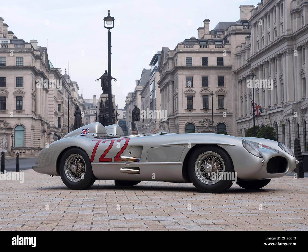 Stirling Moss 1955 Mercedes-Benz 300SLR Mille Miglia car on film location in central London 19/9/21 Stock Photo