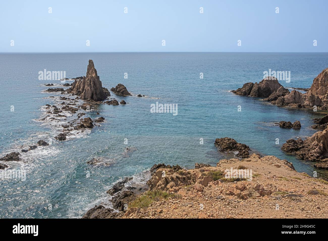 Cliffs at the Cabo de Gata, seen from the Las Sirenas lookout Stock ...