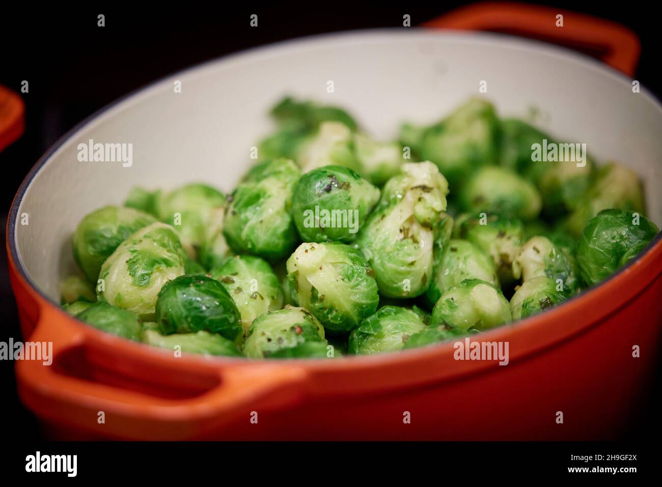 Pub carvery self-service cooking pot of Brussels sprouts Stock Photo