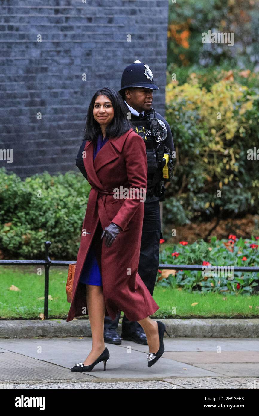 London, UK. 7th Dec, 2021. Suella Braverman QC MP, Attorney General. Ministers attend the Cabinet Meeting in Downing Street. Credit: Imageplotter/Alamy Live News Stock Photo
