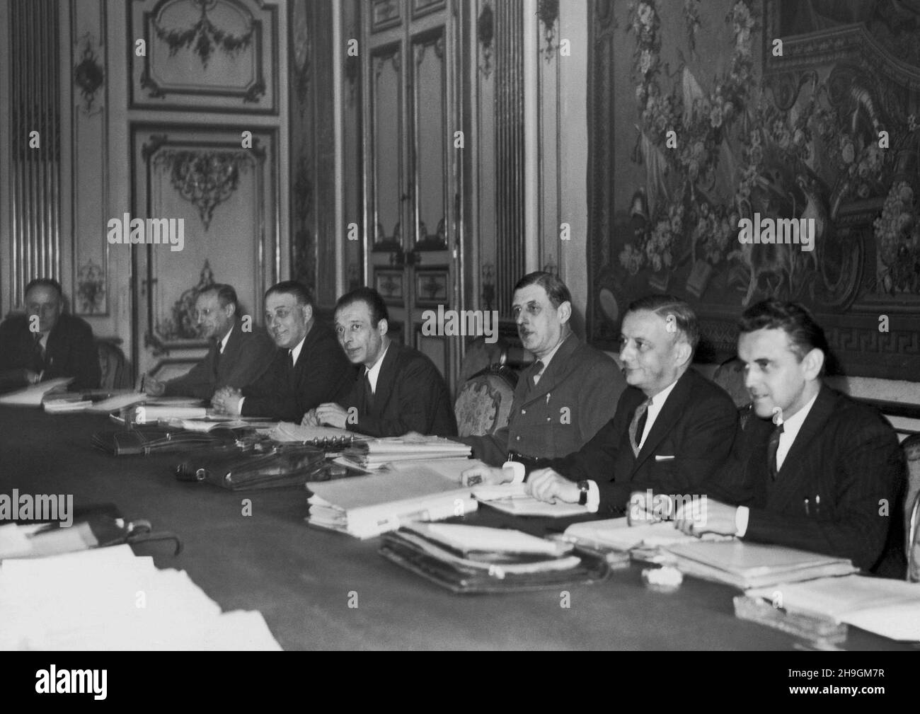 PARIS, FRANCE - 02 November 1945 - French General Charles de Gaulle and his ministers of the Provisional Government of the French Republic in late 194 Stock Photo