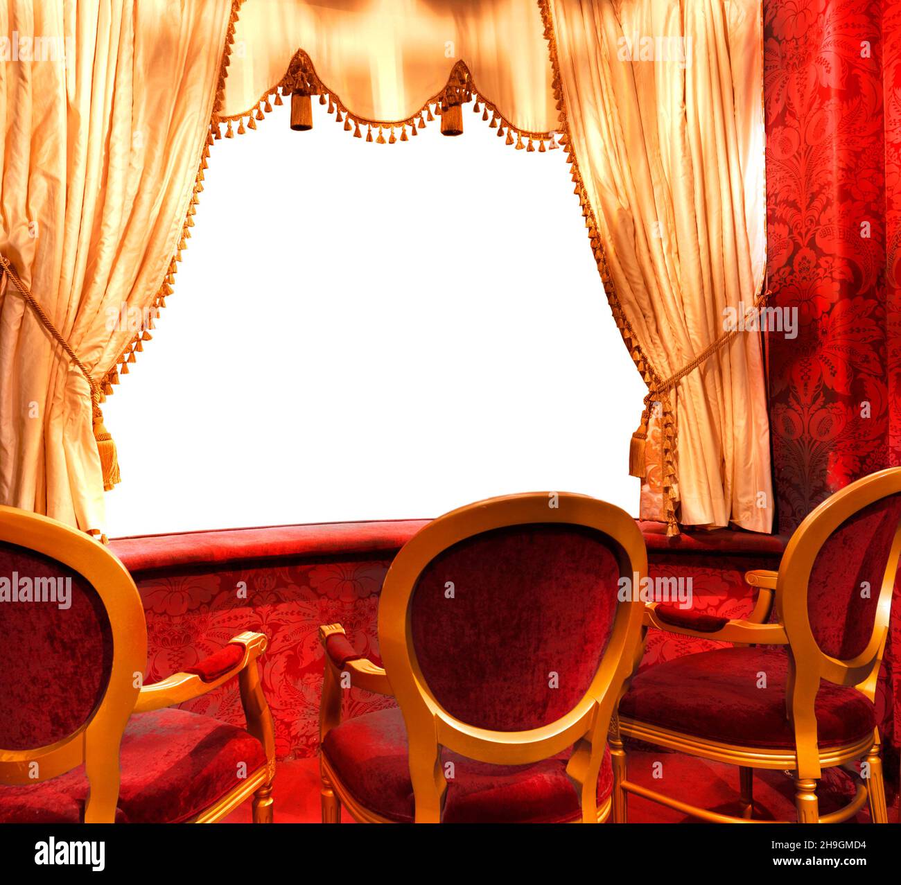 Red curtain theatre hi-res stock photography and images - Alamy