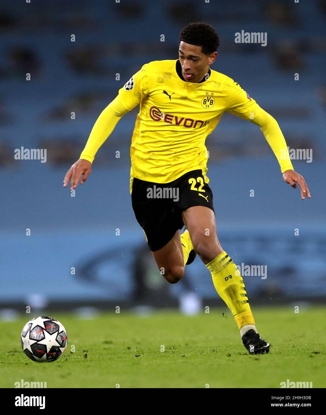 File photo dated 06-04-2021 of Borussia Dortmund's Jude Bellingham who has been fined €40,000 (£33,970) by the German Football Association (DFB) for his comments about referee Felix Zwayer after Borussia Dortmund’s Bundesliga defeat to Bayern Munich. Issue date: Tuesday December 7, 2021. Stock Photo