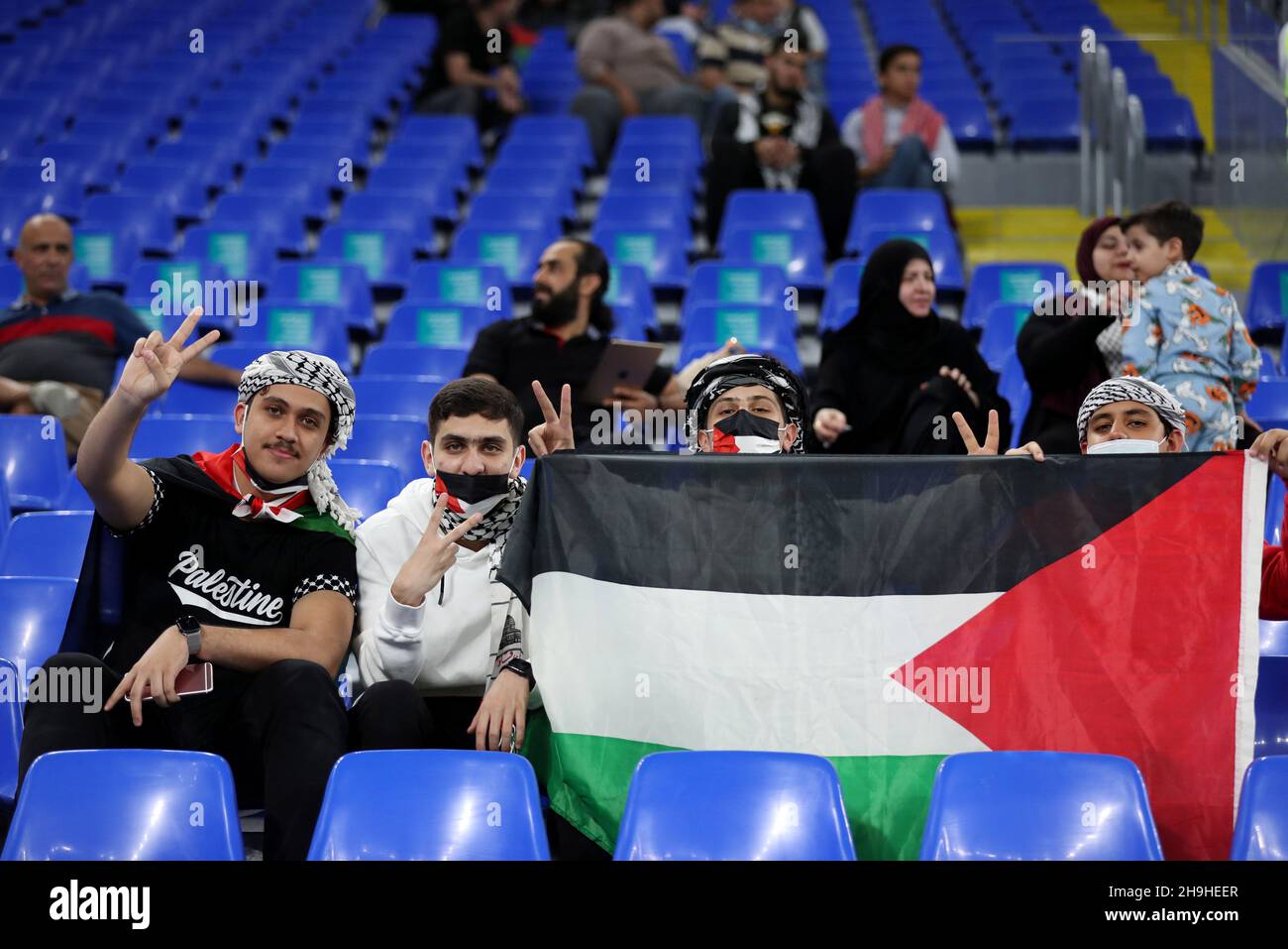 Qatar ras abu aboud stadium hires stock photography and images Alamy