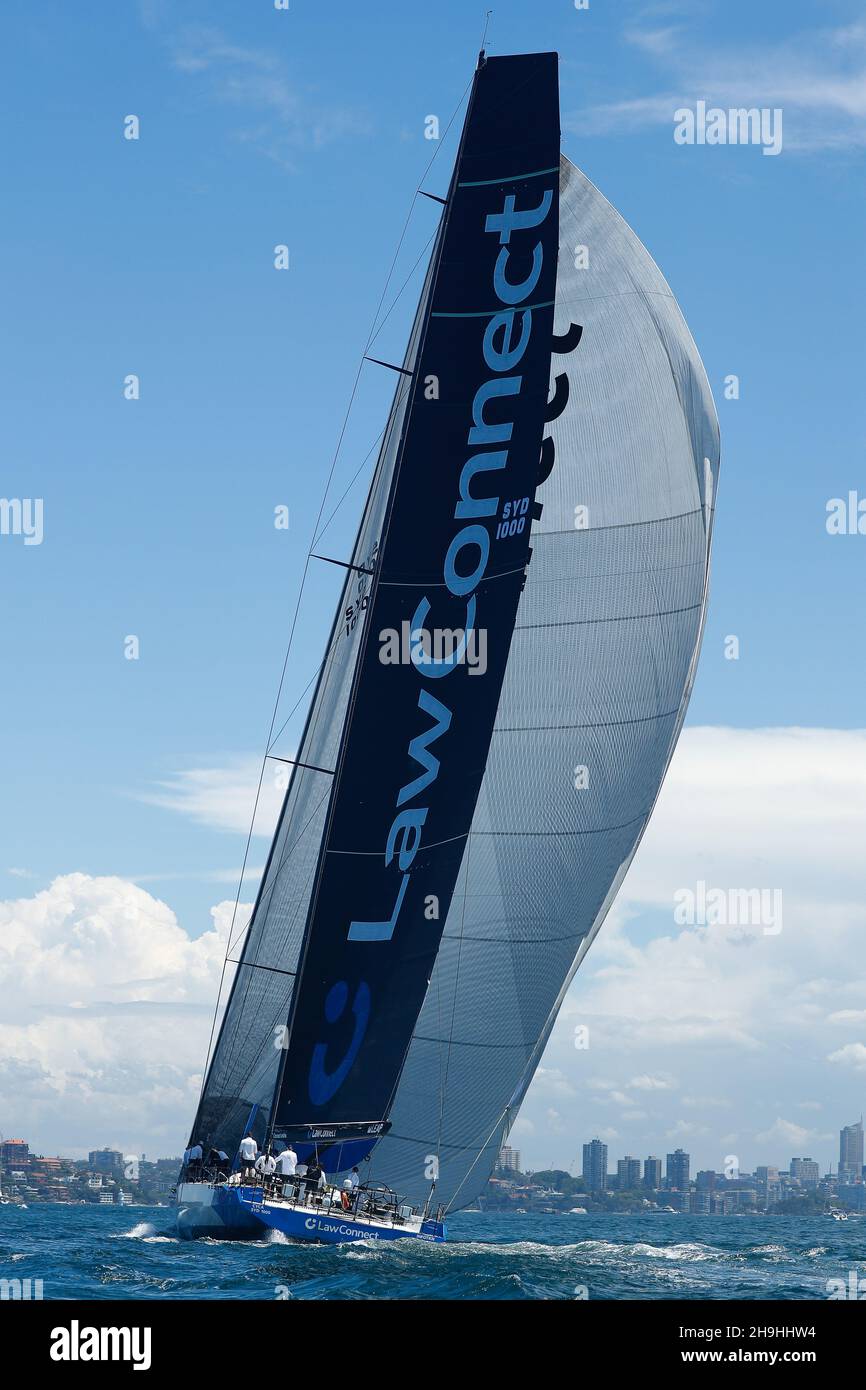 Sydney, Australia. 7th December 2021; Cruising Yacht Club of Australia, Sydney, NSW, Australia: SOLAS Big Boat Challenge; maxi yacht LawConnect in full racing sails Credit: Action Plus Sports Images/Alamy Live News Stock Photo