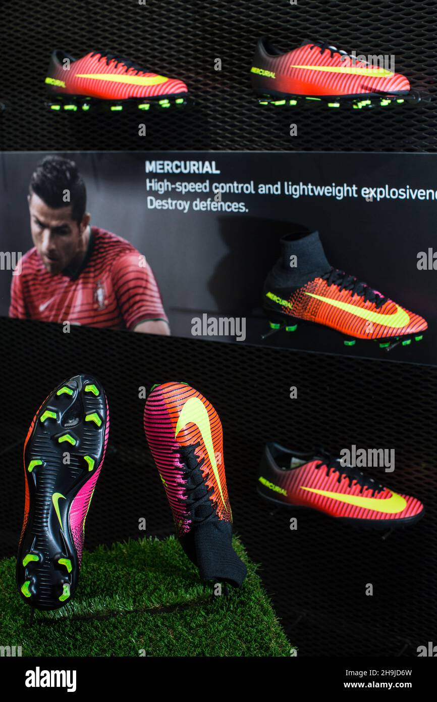 Nike mercurial hi-res stock photography and images - Alamy