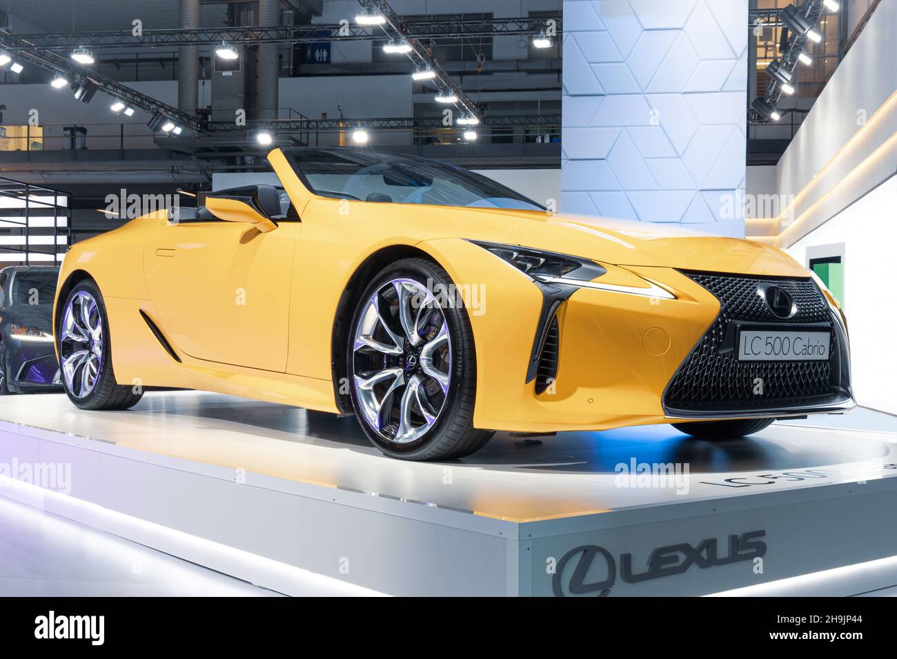 BARCELONA, SPAIN-OCTOBER 4, 2021: Lexus LC 500 Convertible (URZ100), hybrid cabriolet manufactured by Toyota Stock Photo