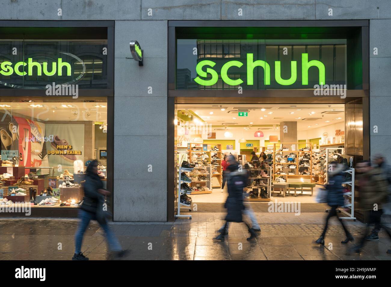 Following the news of two high street retailers going out of business,  there are fears for others. A view of retailer Schuh in Oxford Street in  London. Photo date: Thursday, March 1,