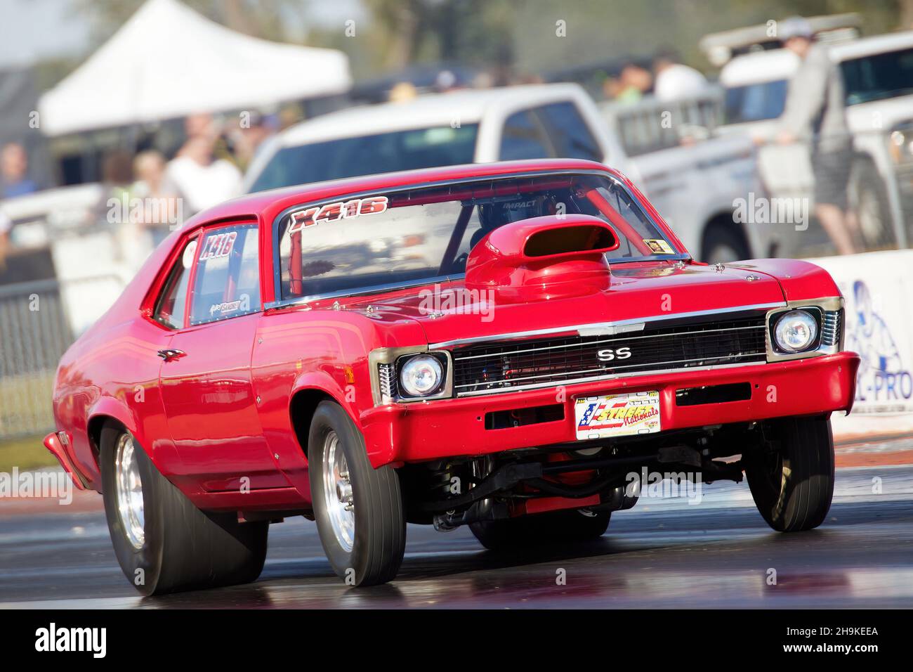 Drag racing quarter mile vintage hi-res stock photography and images ...