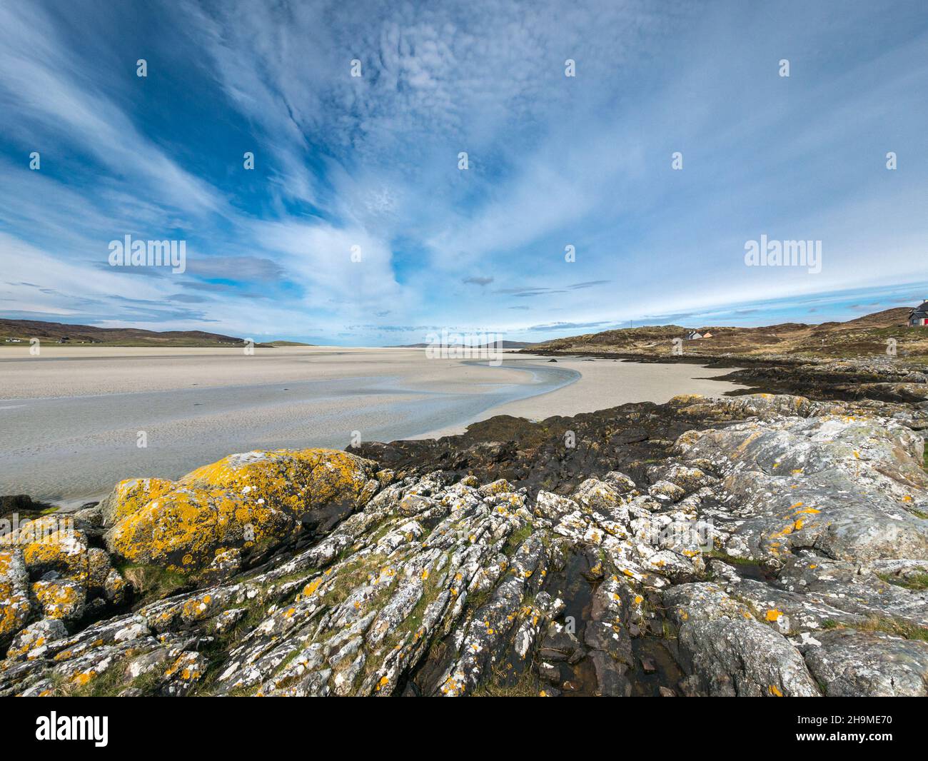 Dramatic blue sky over the beautiful Luskentyre beach (Traigh Losgaintir) on the remote Hebridean Isle of Harris in the Outer Hebrides, Scotland, UK Stock Photo