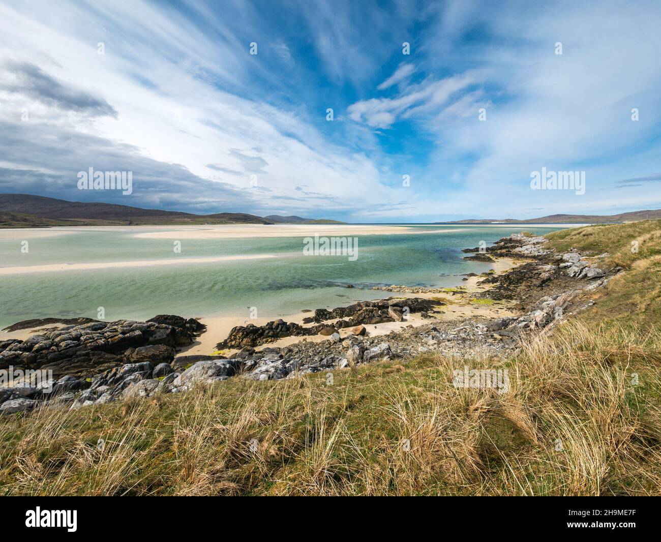 Dramatic blue sky over the beautiful Luskentyre beach (Traigh Losgaintir) on the remote Hebridean Isle of Harris in the Outer Hebrides, Scotland, UK Stock Photo