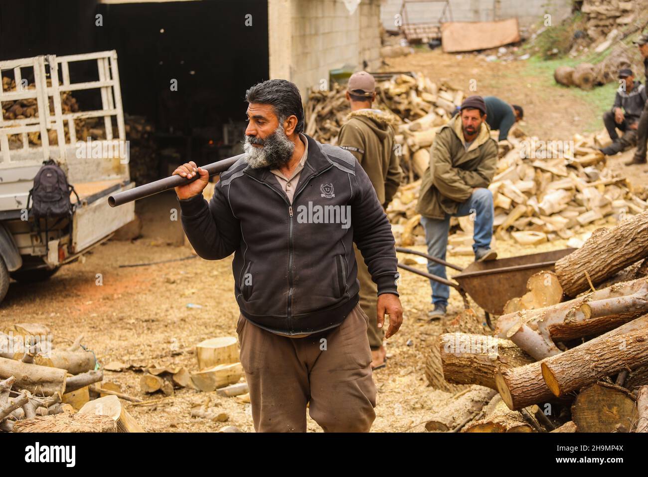 Gaza, Palestine. 07th Dec, 2021. Raed Abd El-Aal seen with his workers ...