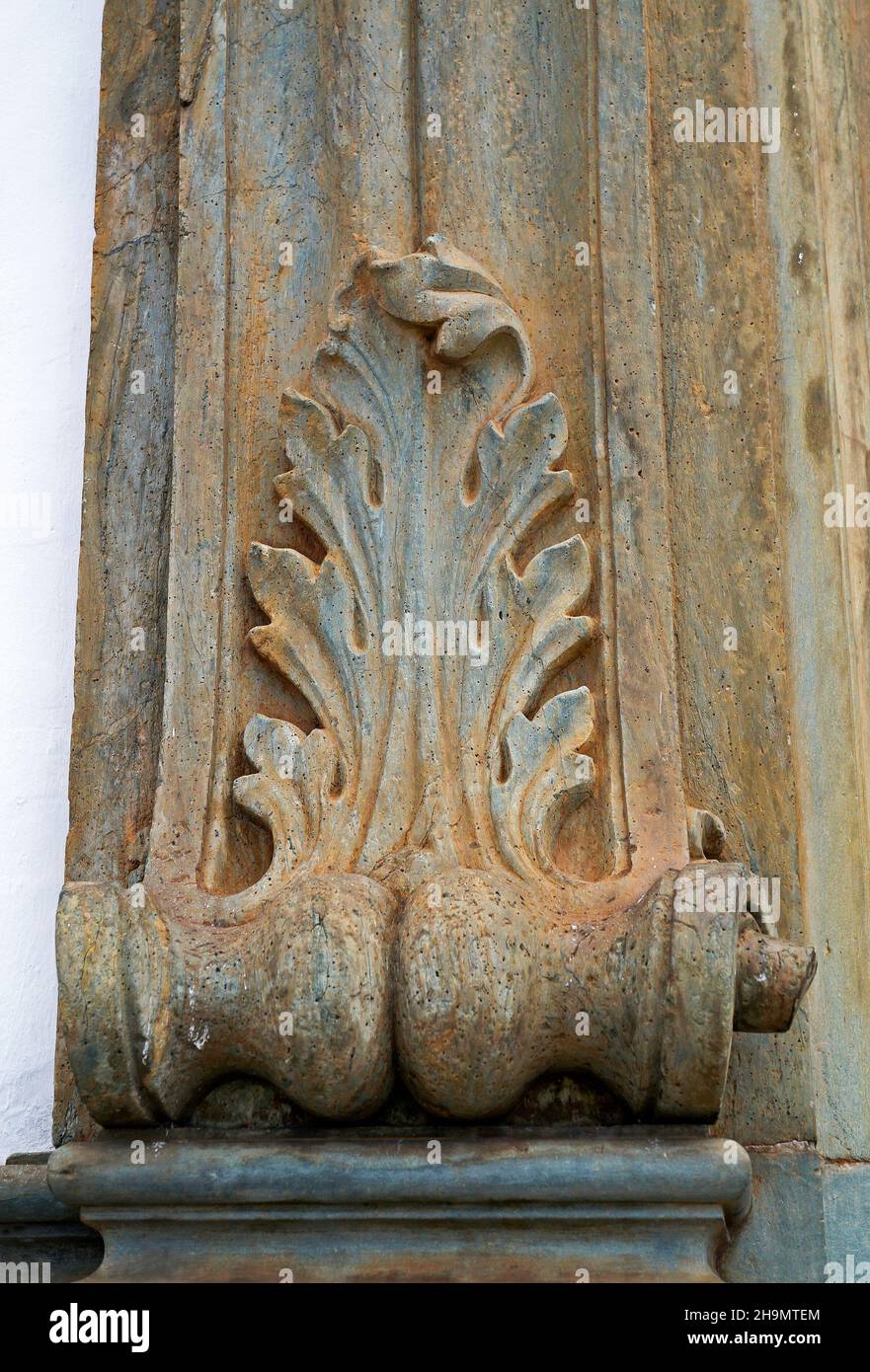 Church ornament hi-res stock photography and images - Alamy