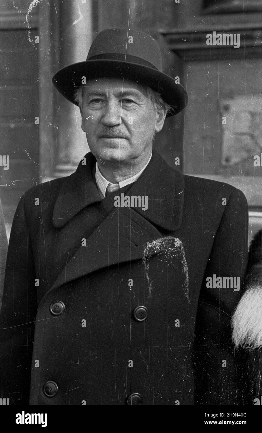 Warszawa, 1948-10-23. 22 paŸdziernika do Polski przyby³a delegacja ...
