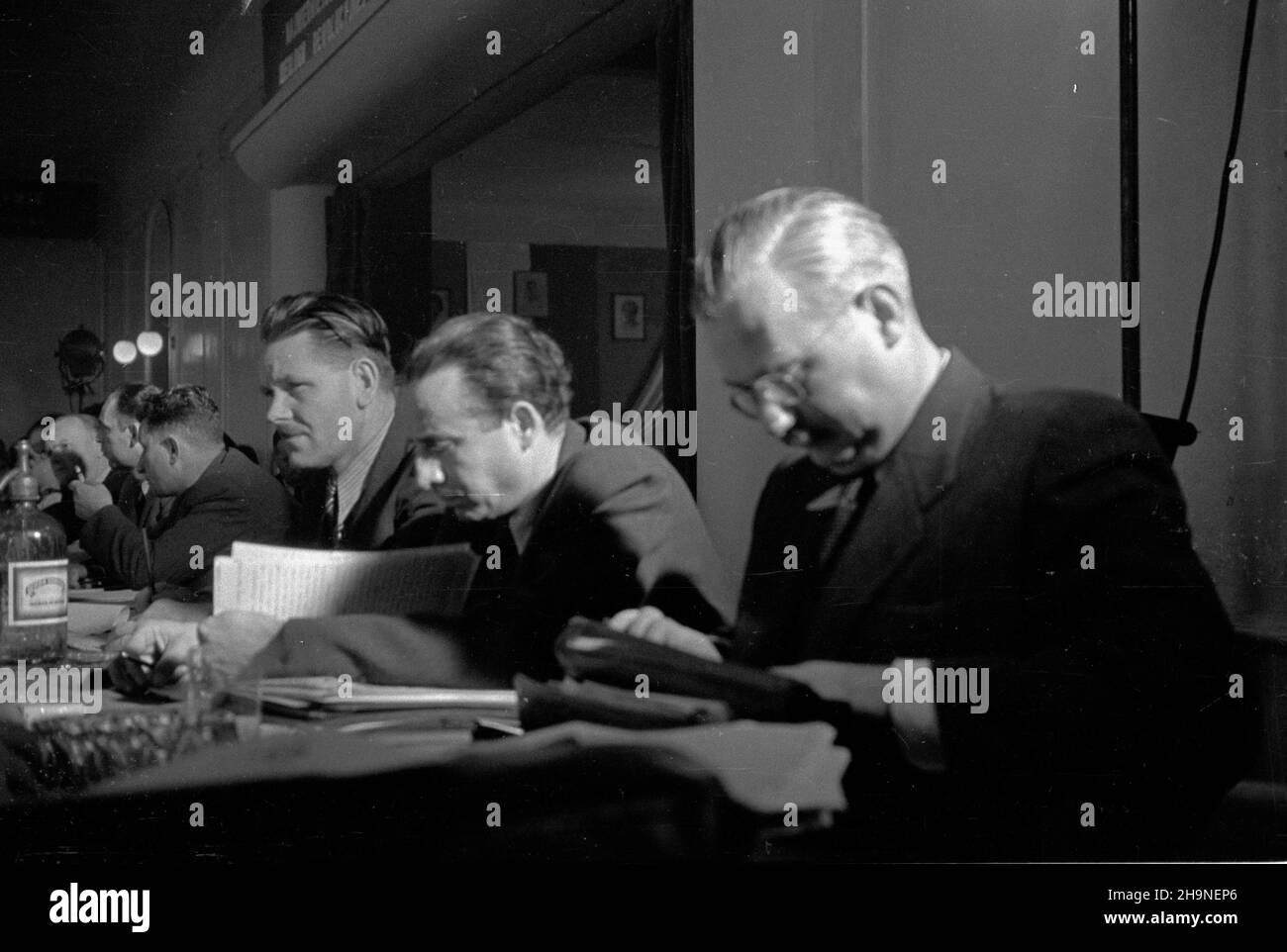 Hilary che3chowski hires stock photography and images Alamy