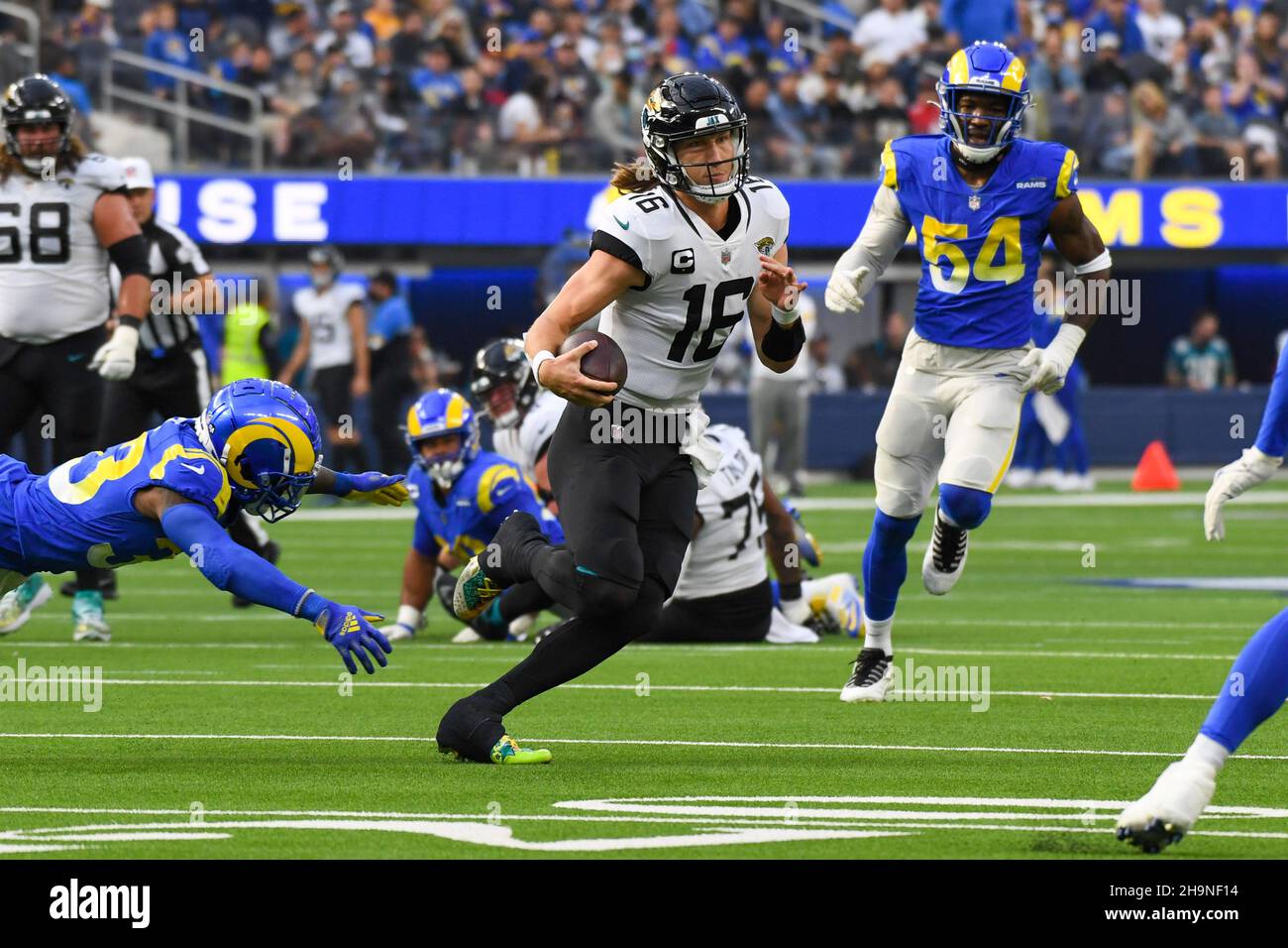 American Rapper YG during an NFL football game between the Los Angeles Rams  and the Arizona Cardinals, Sunday, Oct. 3, 2021, in Inglewood, Calif. The  Stock Photo - Alamy