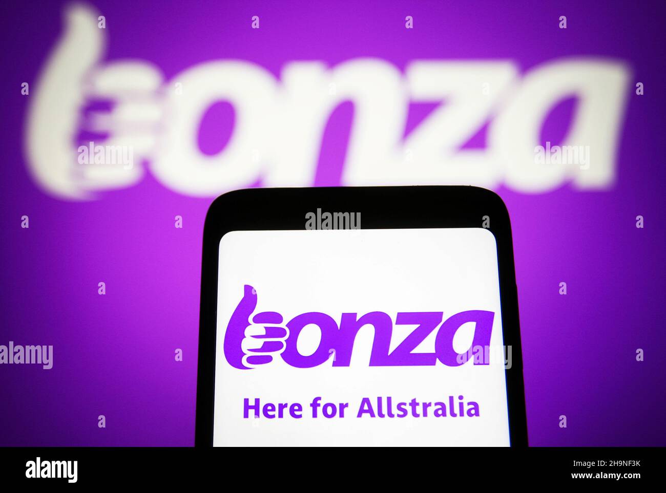 Ukraine. 07th Dec, 2021. In this photo illustration, a Bonza logo of an Australian low-cost airline is seen on a smartphone and a computer screen. (Photo by Pavlo Gonchar/SOPA Images/Sipa USA) Credit: Sipa USA/Alamy Live News Stock Photo