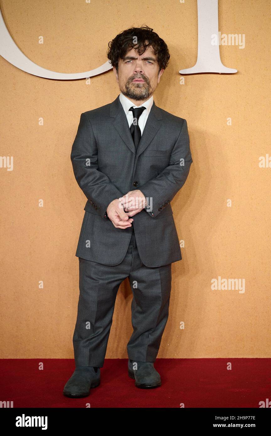 London, UK . 7 December, 2021 . Peter Dinklage at the the UK Premiere of Cyrano. Credit:  Alan D West/Alamy Stock Photo Stock Photo