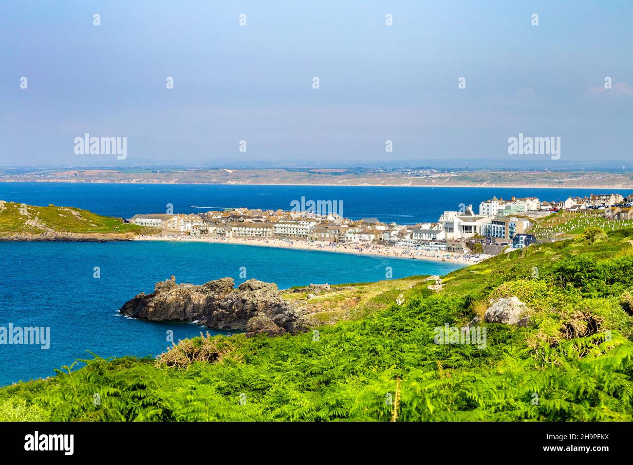 View of Porthmeor Beach on a sunny day in St Ives, Cornwall, UK Stock Photo