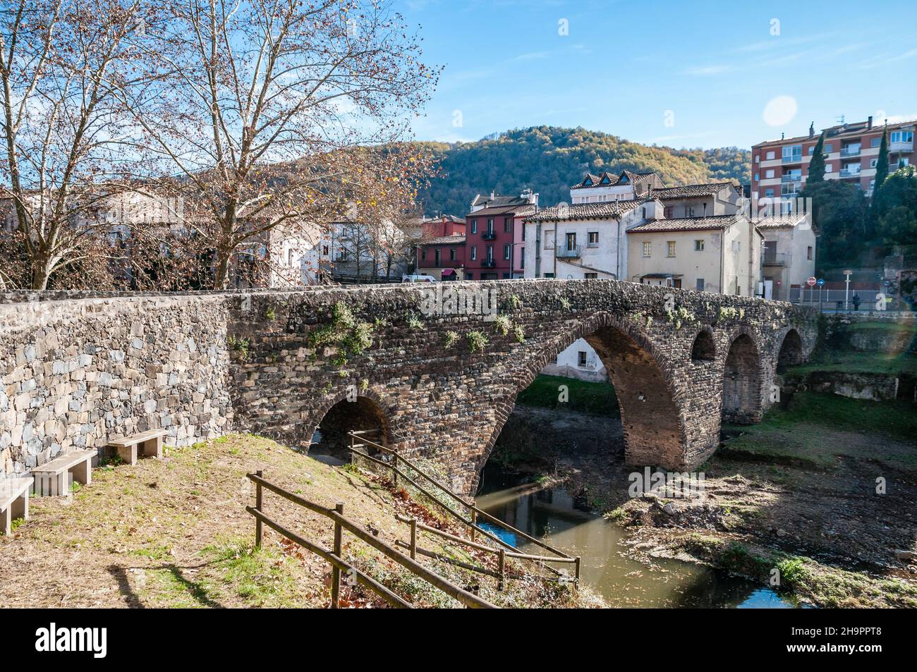 Medieval bridge, Sant Joan les Fonts, Garrotxa, Catalonia, Spain Stock Photo