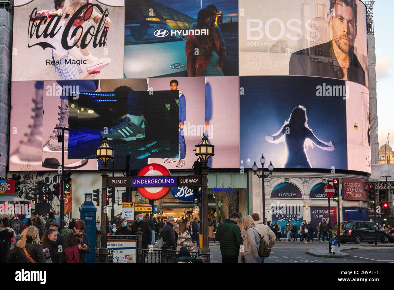 UK, England, London, Piccadilly Circus, illuminated advertising signs on Monico Building Stock Photo